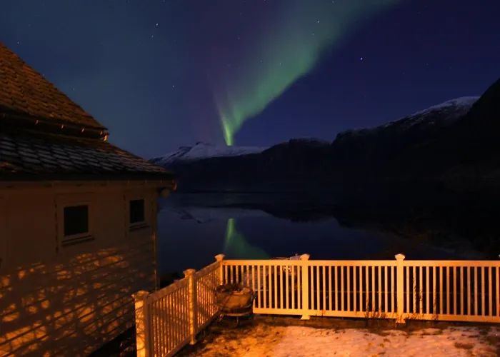 Fjordperlen Nyaraló
