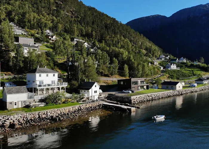 Fjordperlen Nyaraló