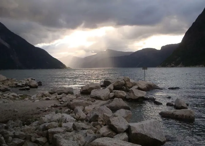 Holiday home Fjordperlen Eidfjord